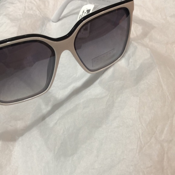 Laundry Shelli‎ Segal LS310 white black trim brow bar square look sunglasses new main image 7
